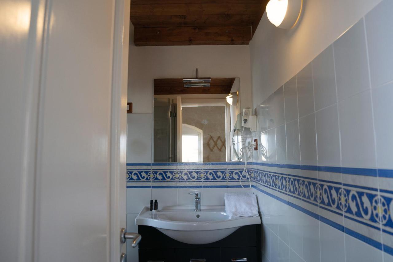 Dimora Santa Barbara Hotel Matera Bagian luar foto