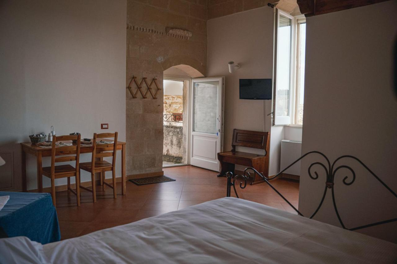 Dimora Santa Barbara Hotel Matera Bagian luar foto