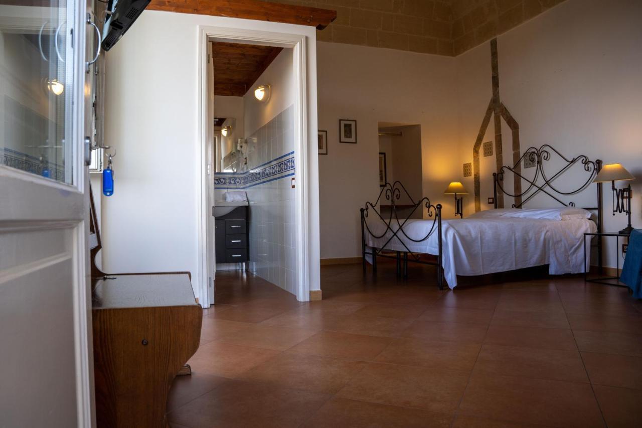 Dimora Santa Barbara Hotel Matera Bagian luar foto