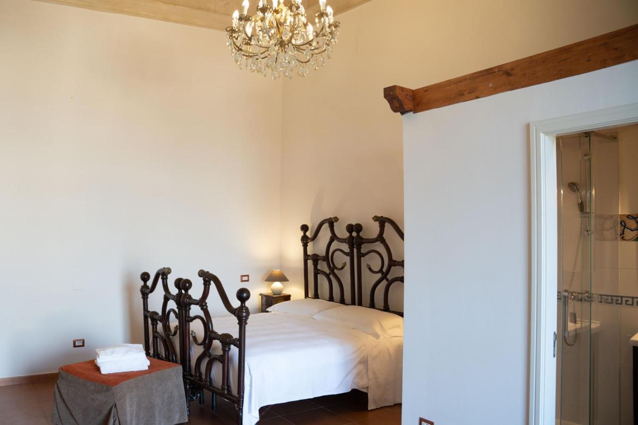Dimora Santa Barbara Hotel Matera Bagian luar foto