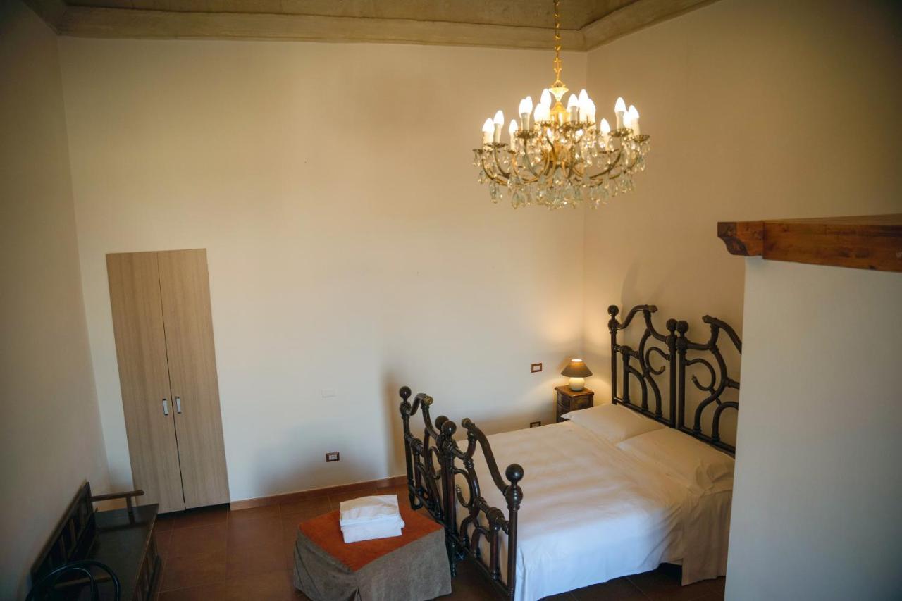 Dimora Santa Barbara Hotel Matera Bagian luar foto