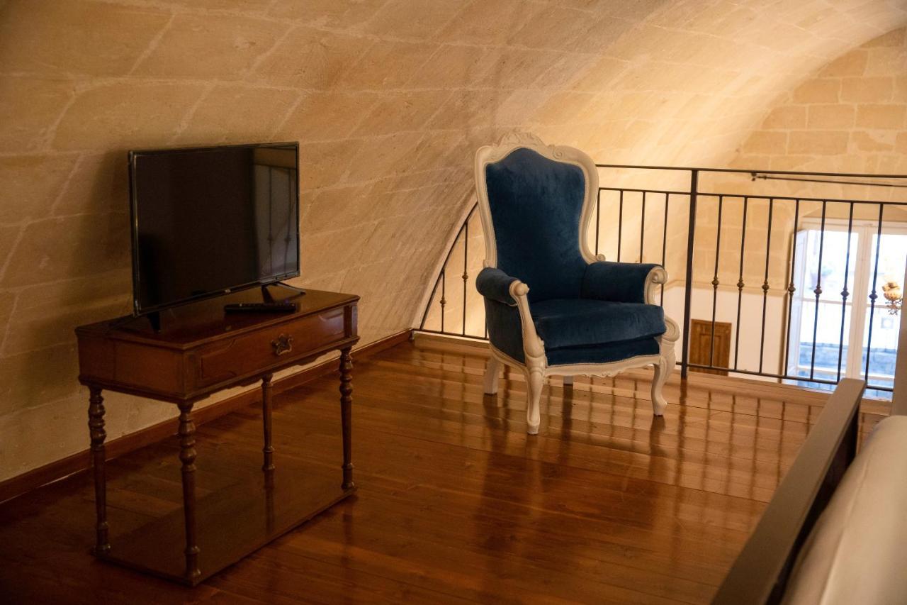 Dimora Santa Barbara Hotel Matera Bagian luar foto