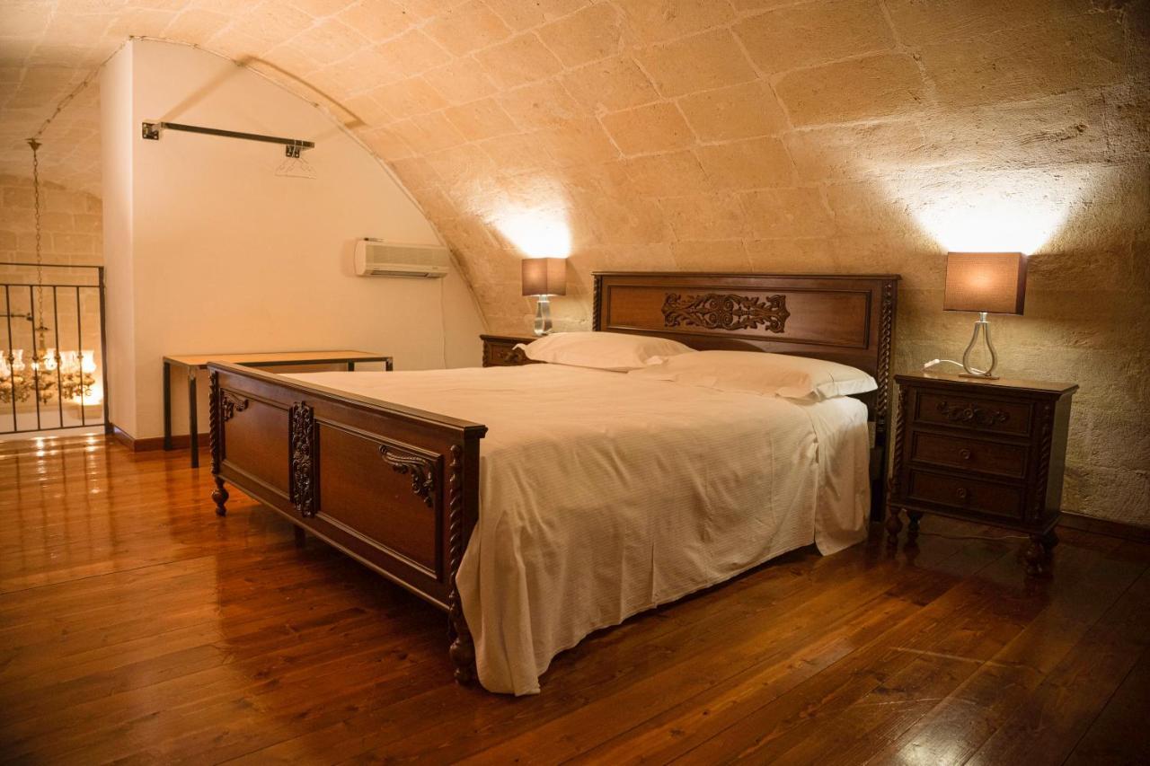 Dimora Santa Barbara Hotel Matera Bagian luar foto