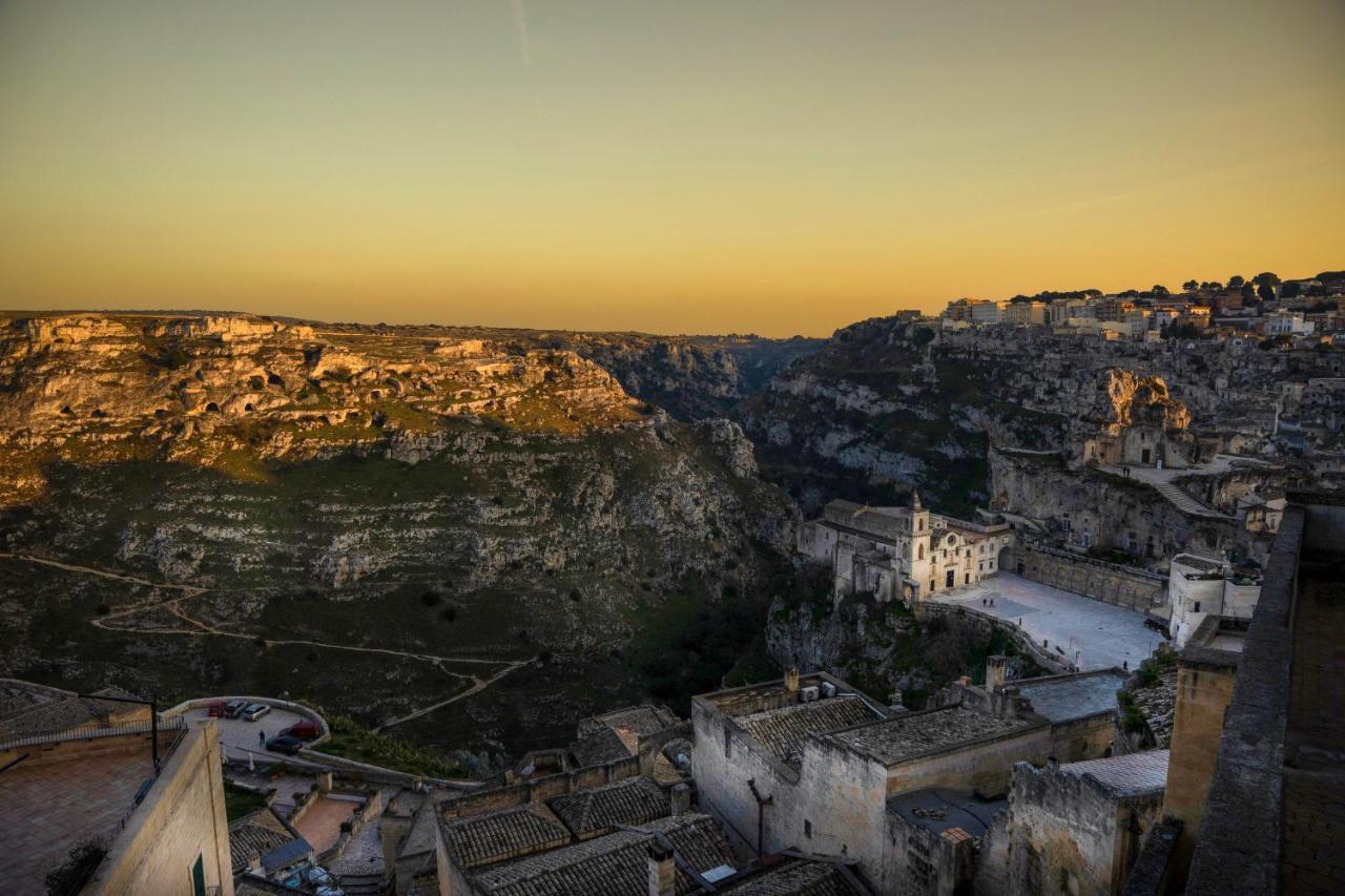 Dimora Santa Barbara Hotel Matera Bagian luar foto